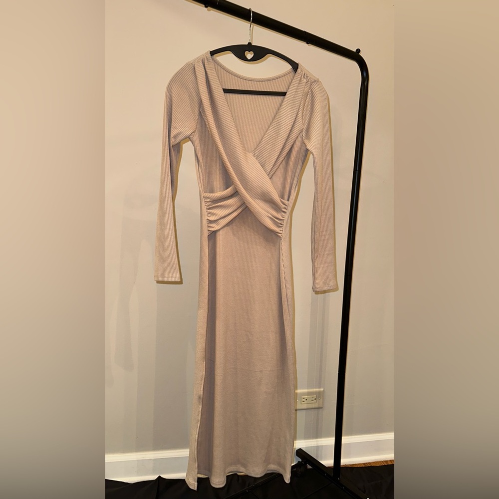 ASTR the label | S | midi long slit cream dress